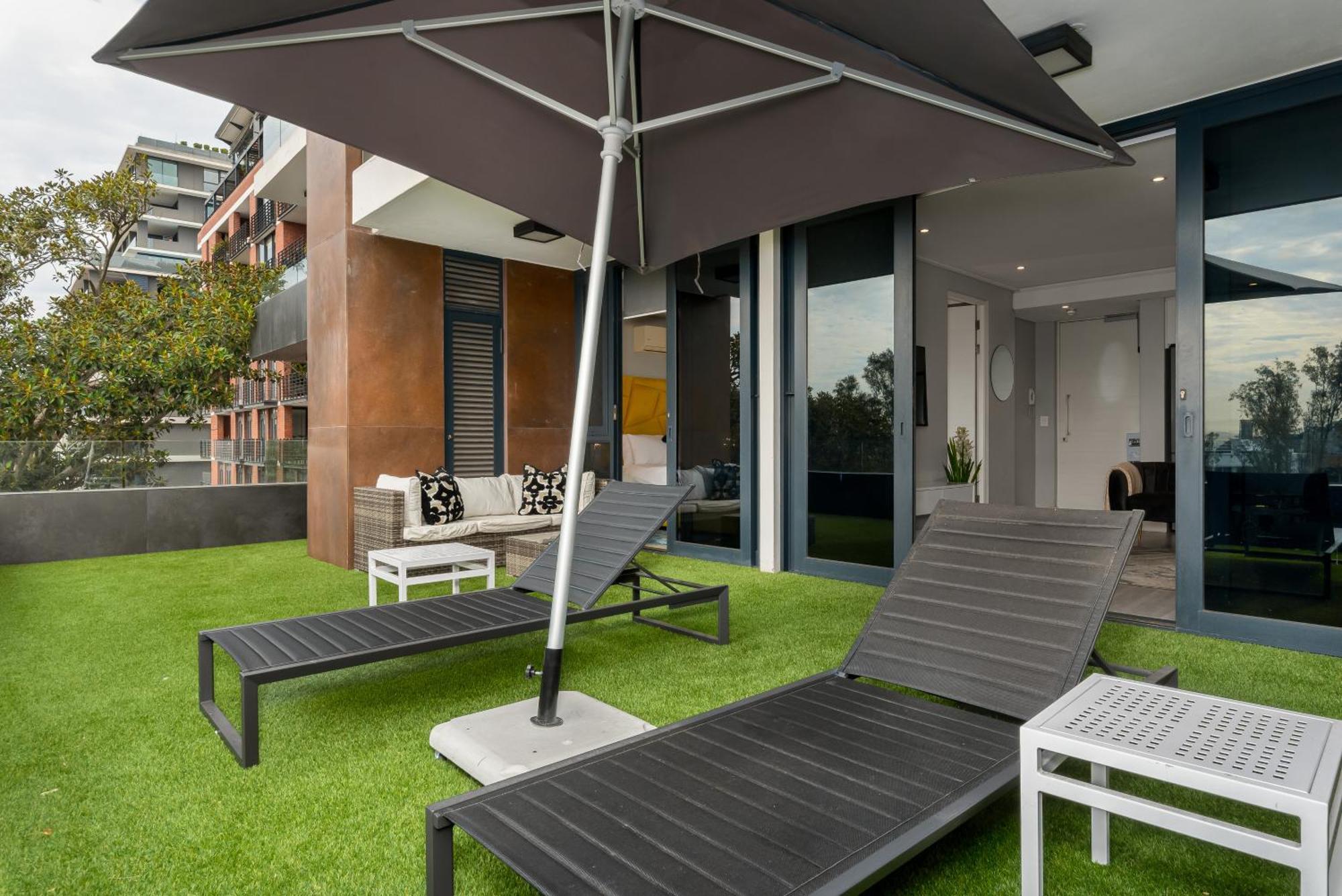 35 On Main Apartments เคปทาวน์ ภายนอก รูปภาพ