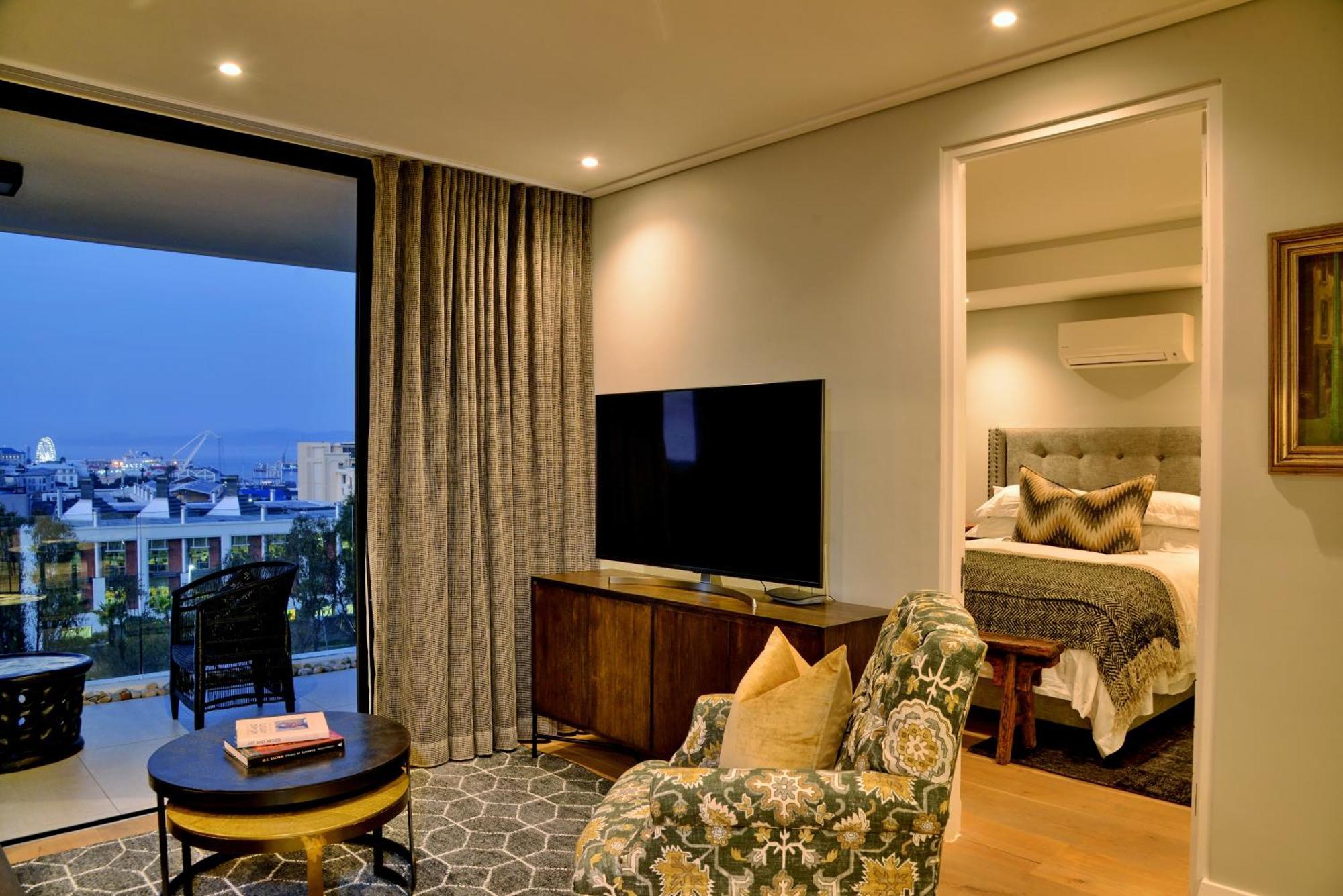 35 On Main Apartments เคปทาวน์ ภายนอก รูปภาพ